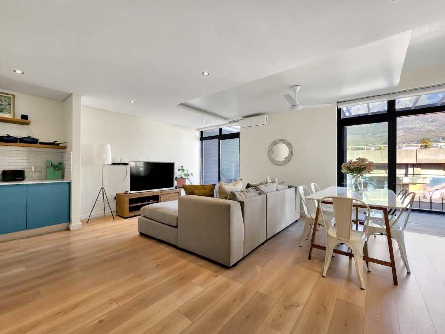 2 Bedroom Property for Sale in Gardens Western Cape